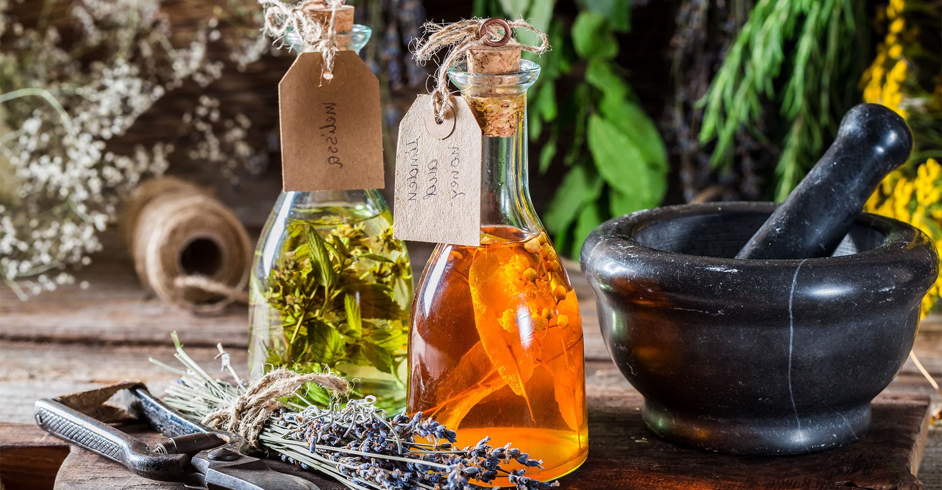 Using Tinctures to Add Flavors to Beer